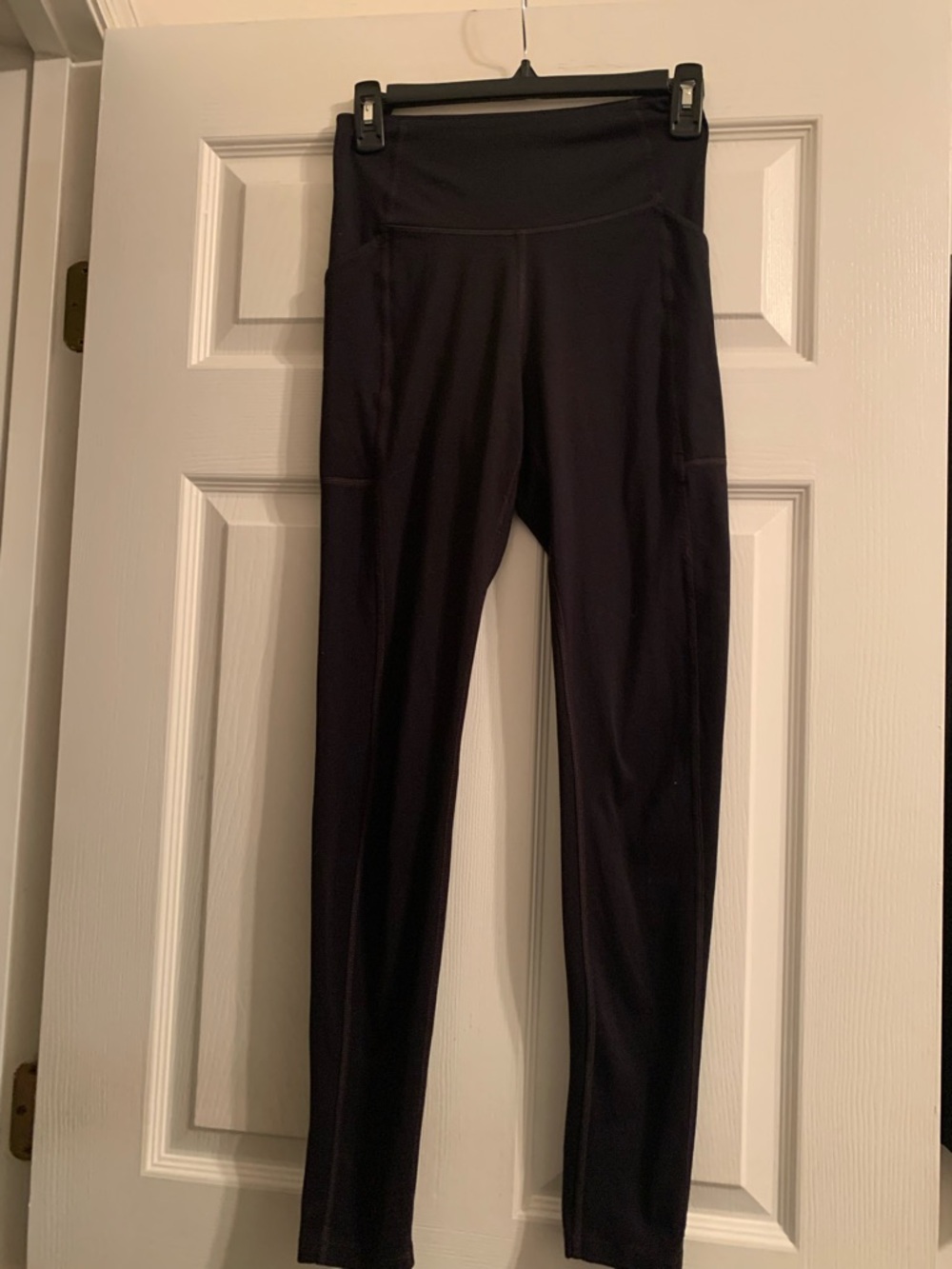 Girlfriend Collective Compressive pocket black leggings size S